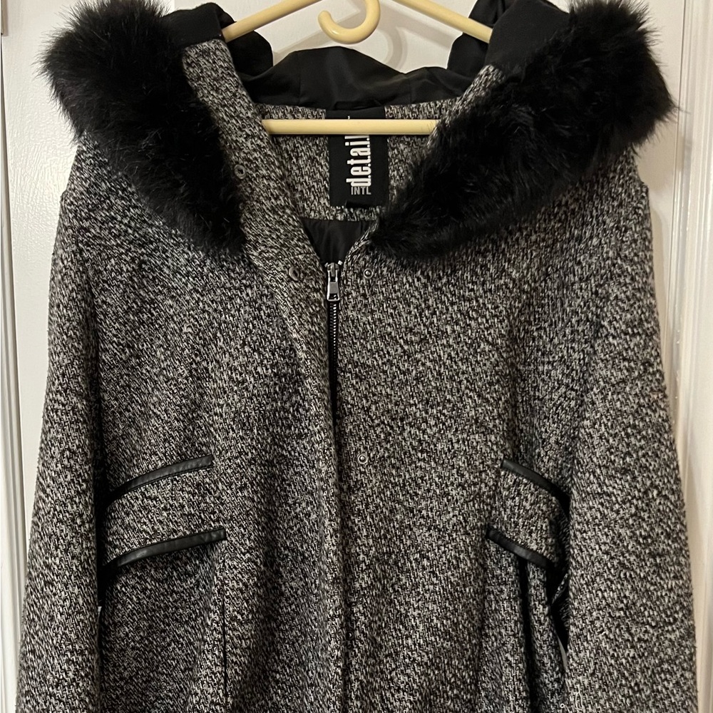 Ladies coat, XL